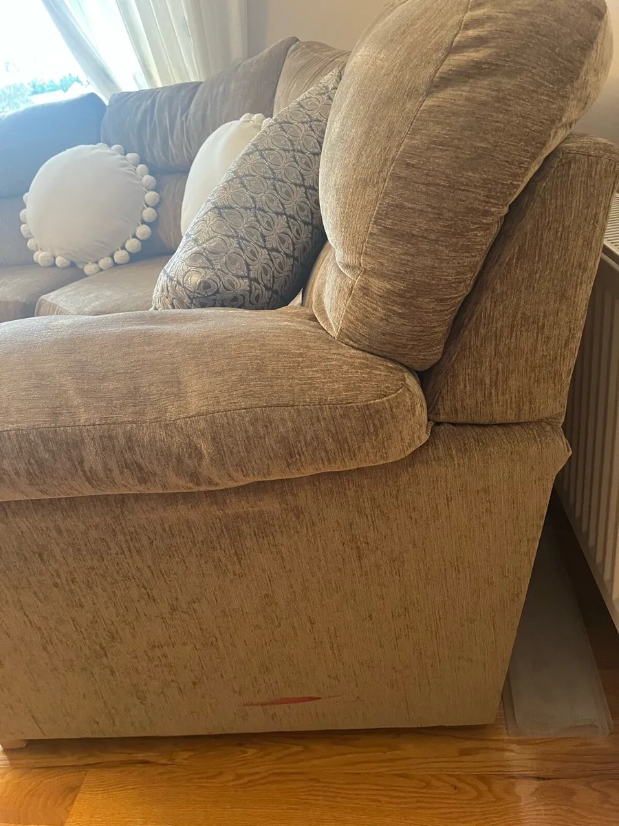 Corner couch - Image 3