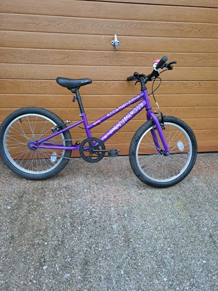 6 9 year old girls bike - Image 2