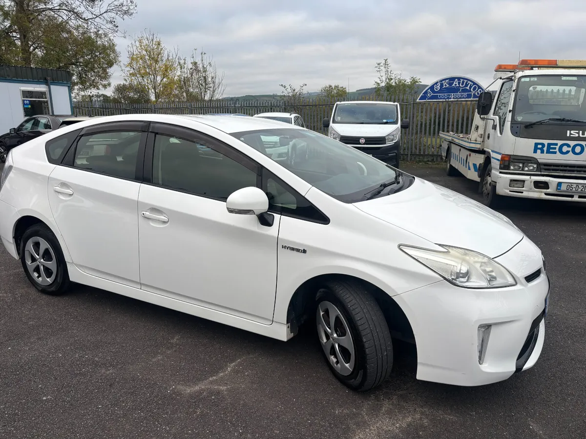 Toyota Prius 2012, 1.8 Hybrid Base - Image 1