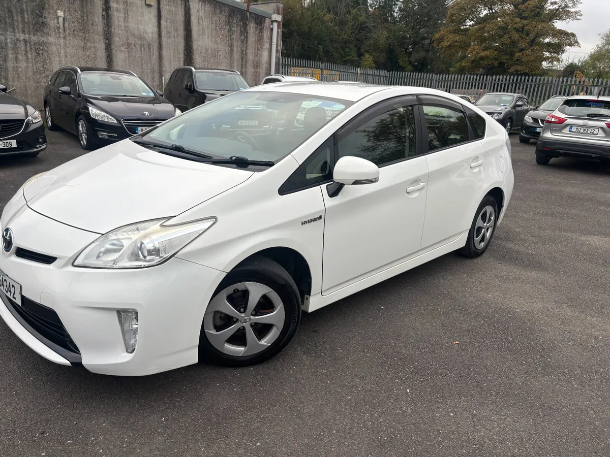 Toyota Prius 2012, 1.8 Hybrid Base - Image 3