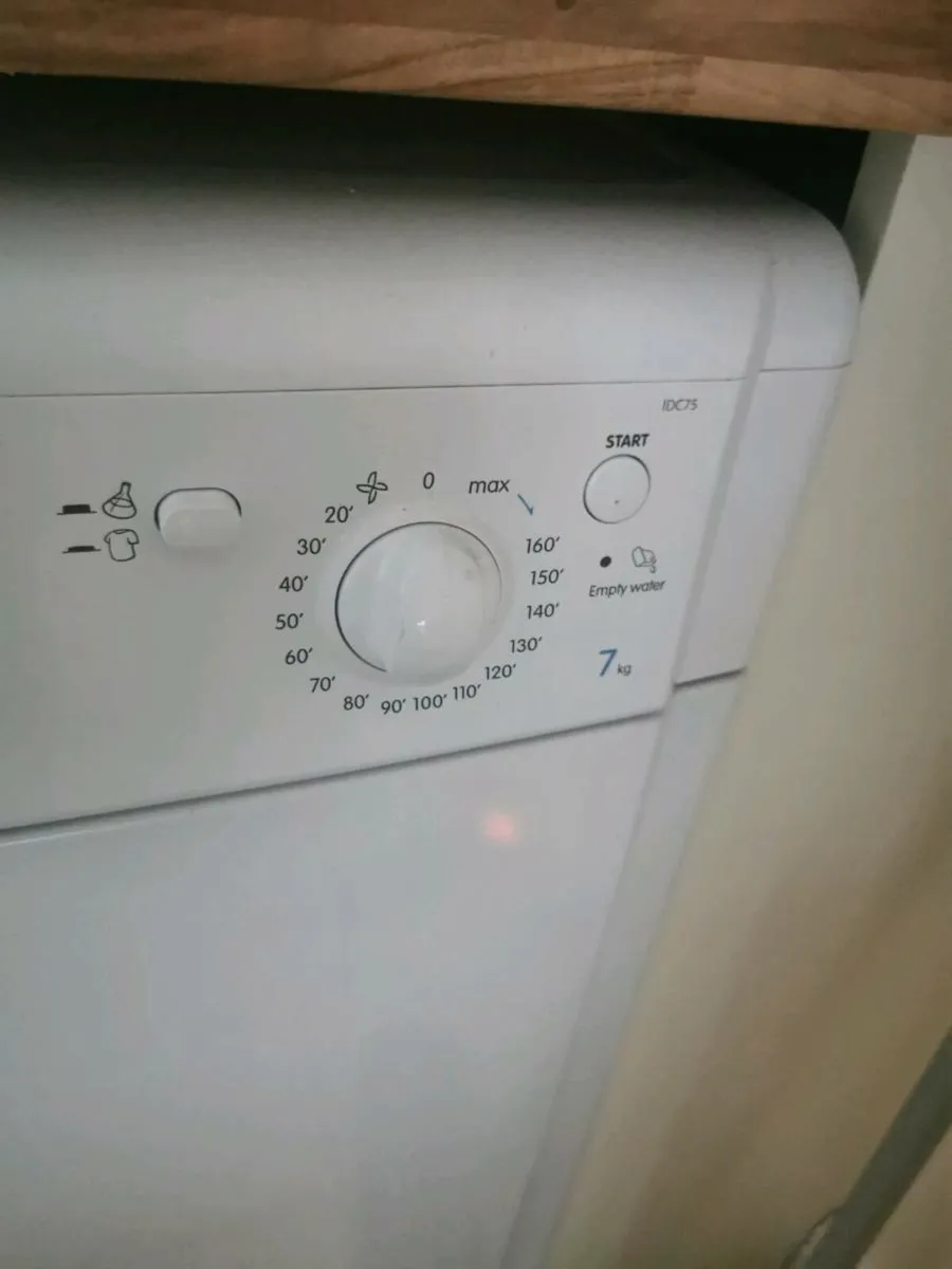 Free Indesit IDC75 Tumbler Dryer - Image 4