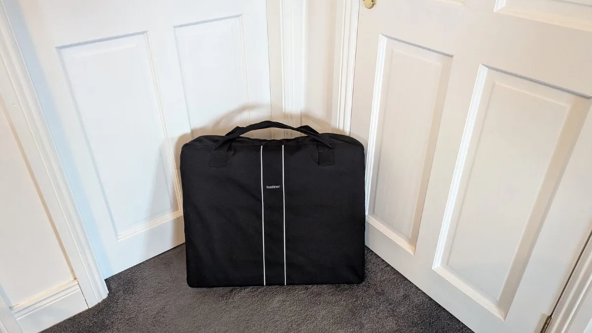 Babybjorn Travel Cot - Image 2