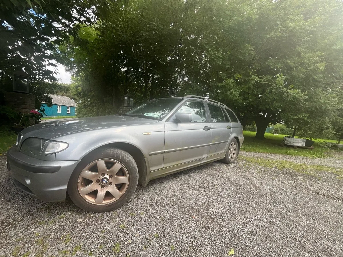 BMW 318i  for parts - Image 3