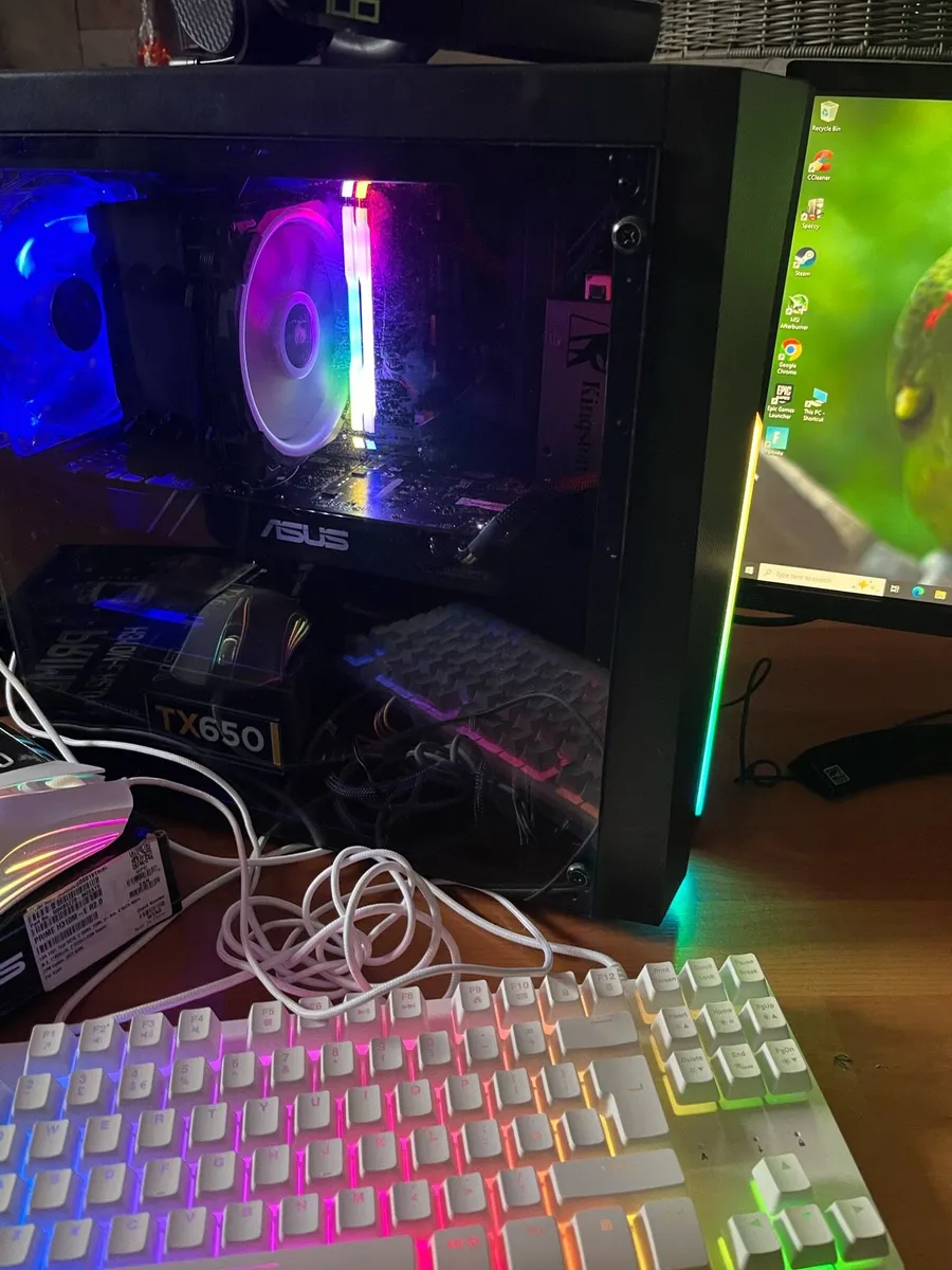 Custom gaming setup - Image 3
