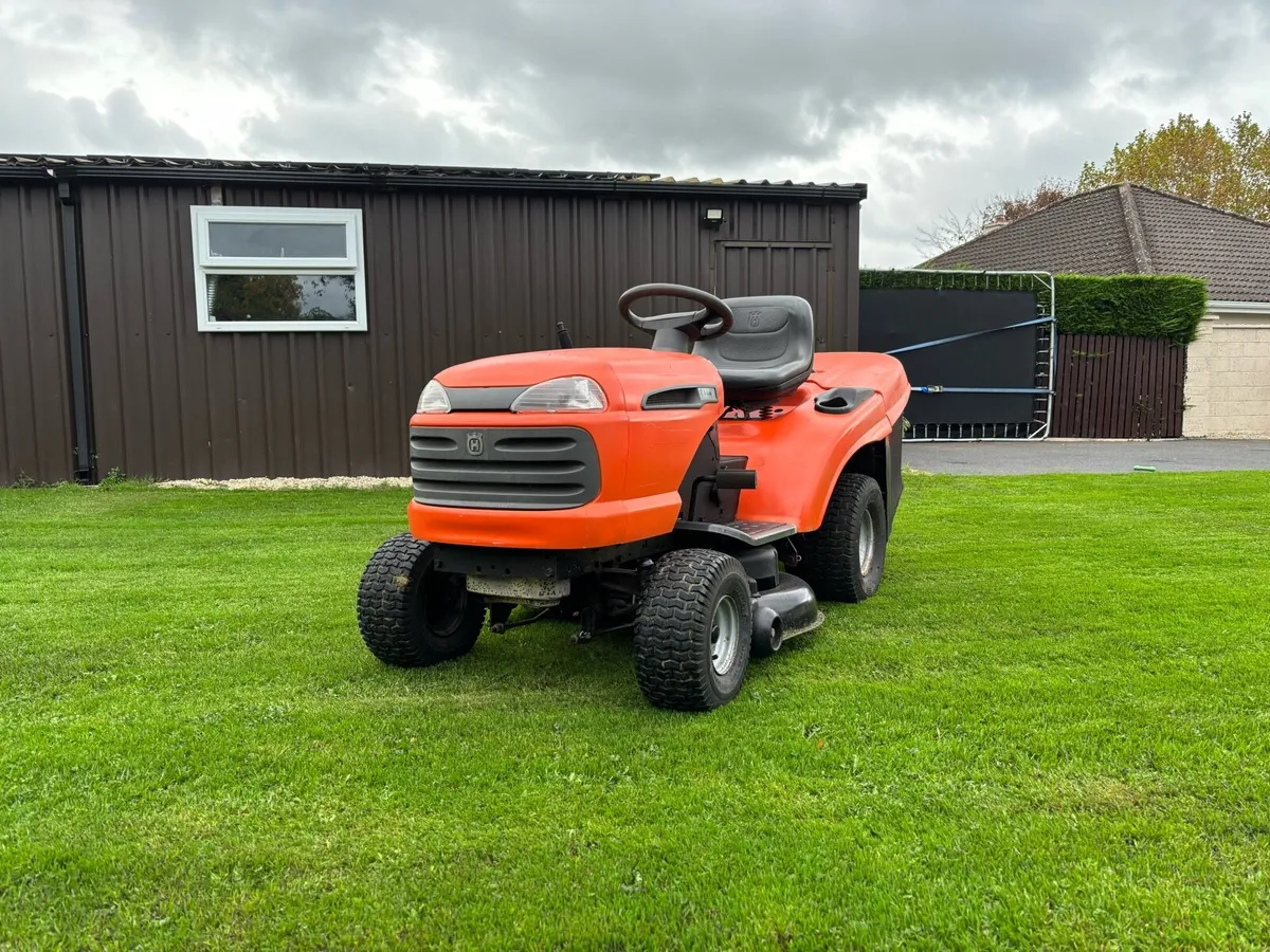 Husqvarna CT151 Ride on Lawnmower - Image 1