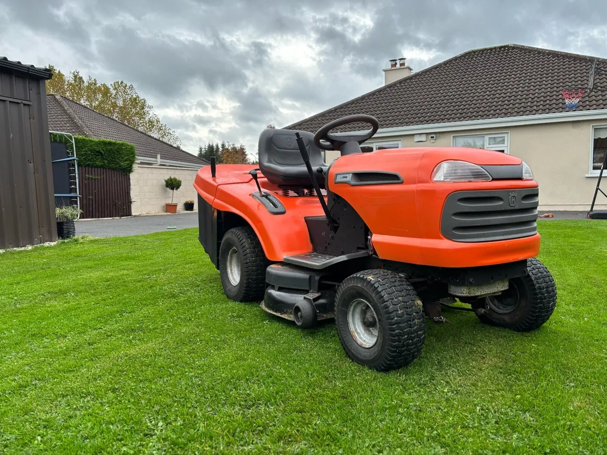 Husqvarna CT151 Ride on Lawnmower - Image 3