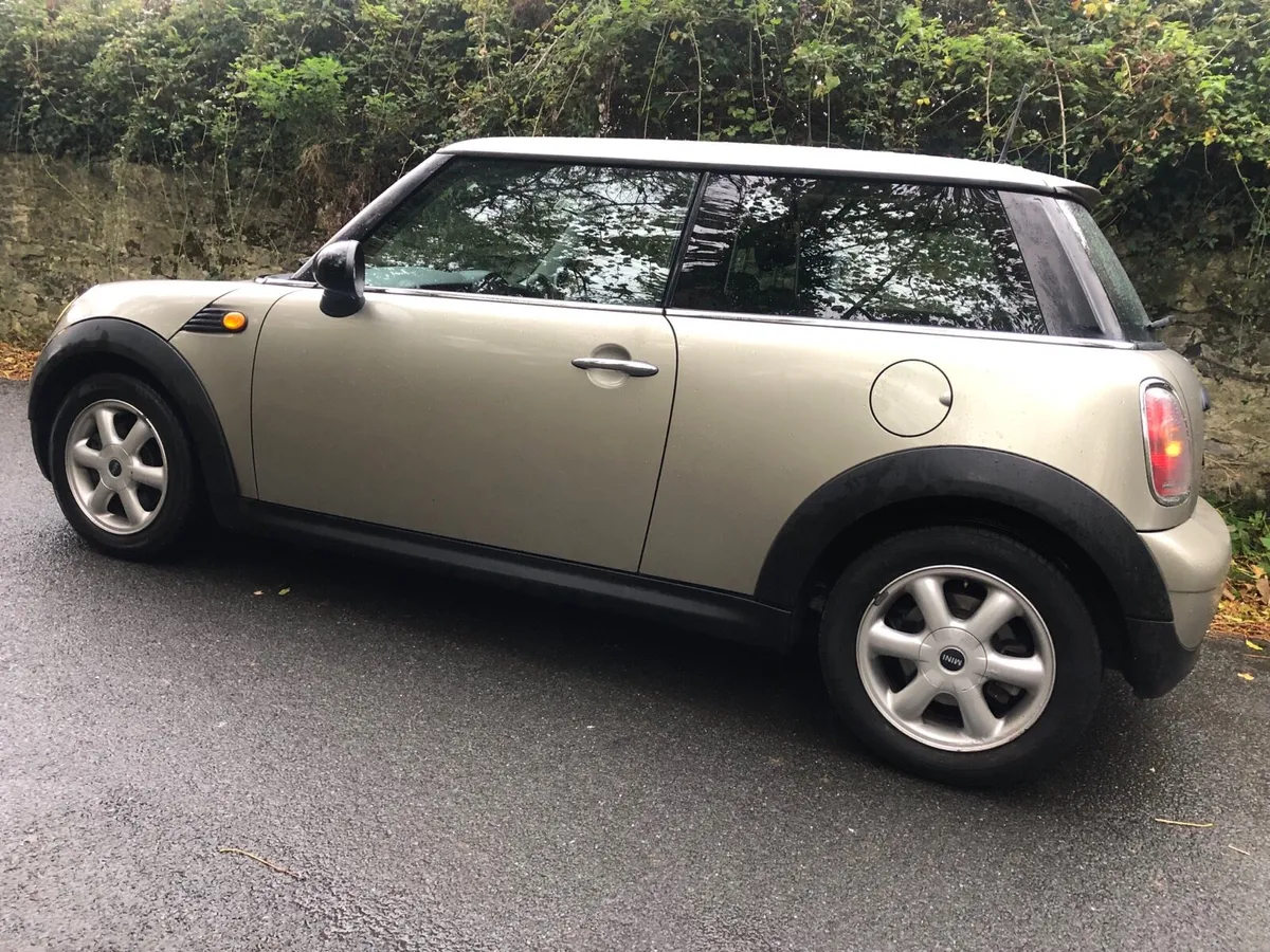 MINI ONE BEAUTIFUL 🤩 CAR NCT 5/26 - Image 1