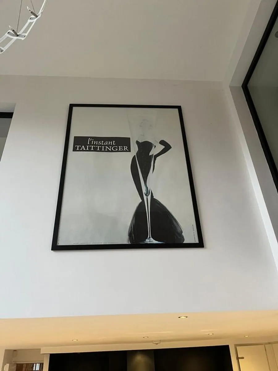 Large frame free