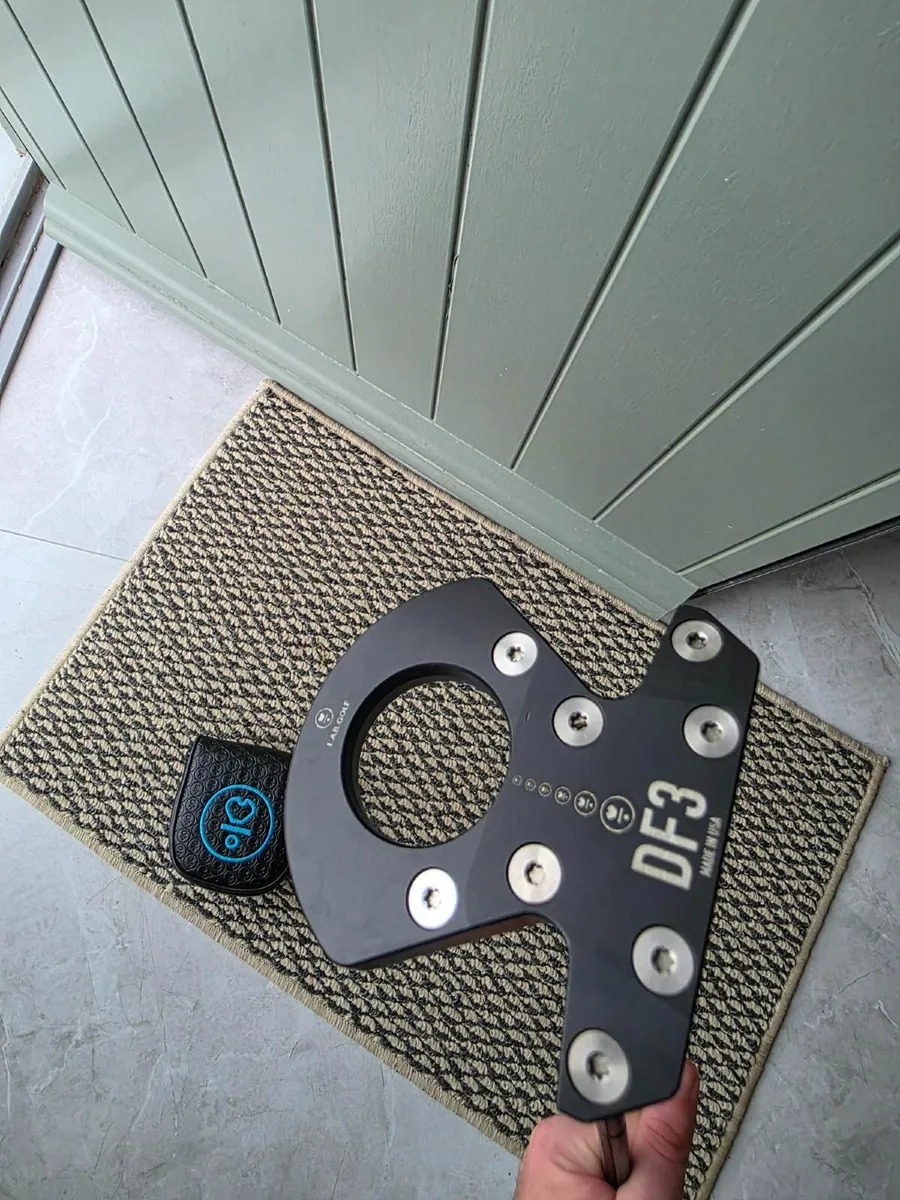 L.A.B DF3 Putter - Image 2