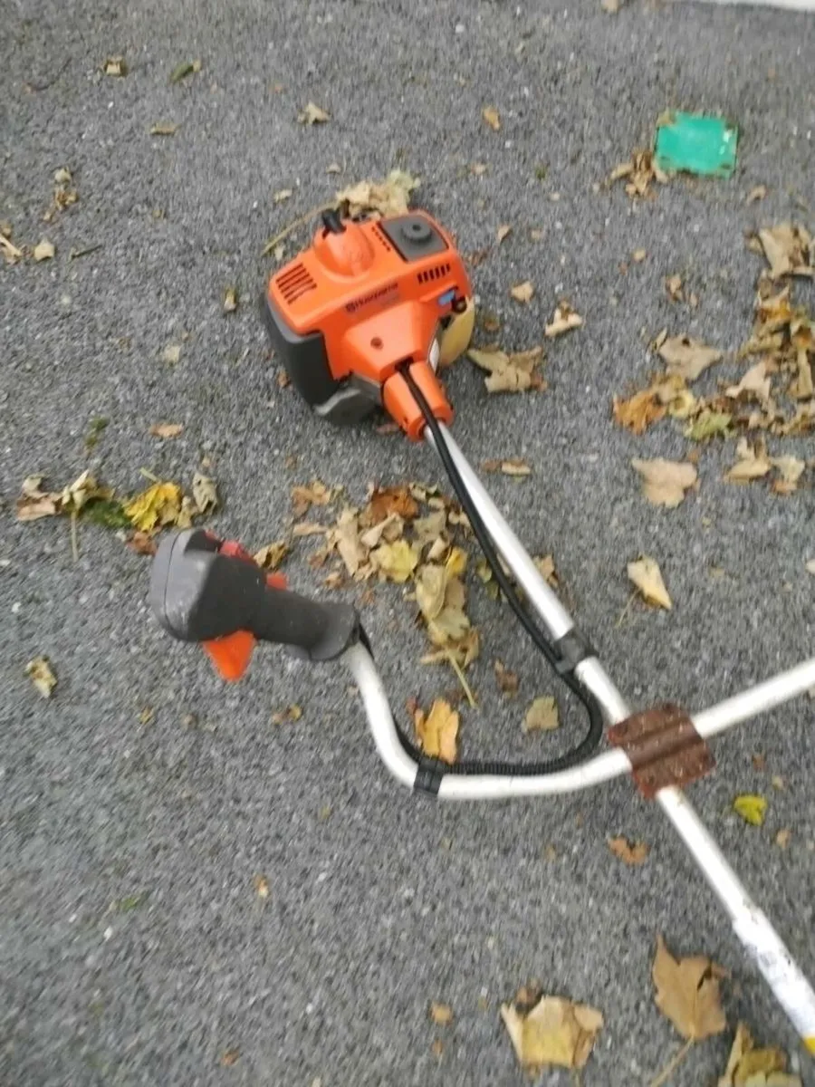 Husqvarna strimmer, spares or repair - Image 2