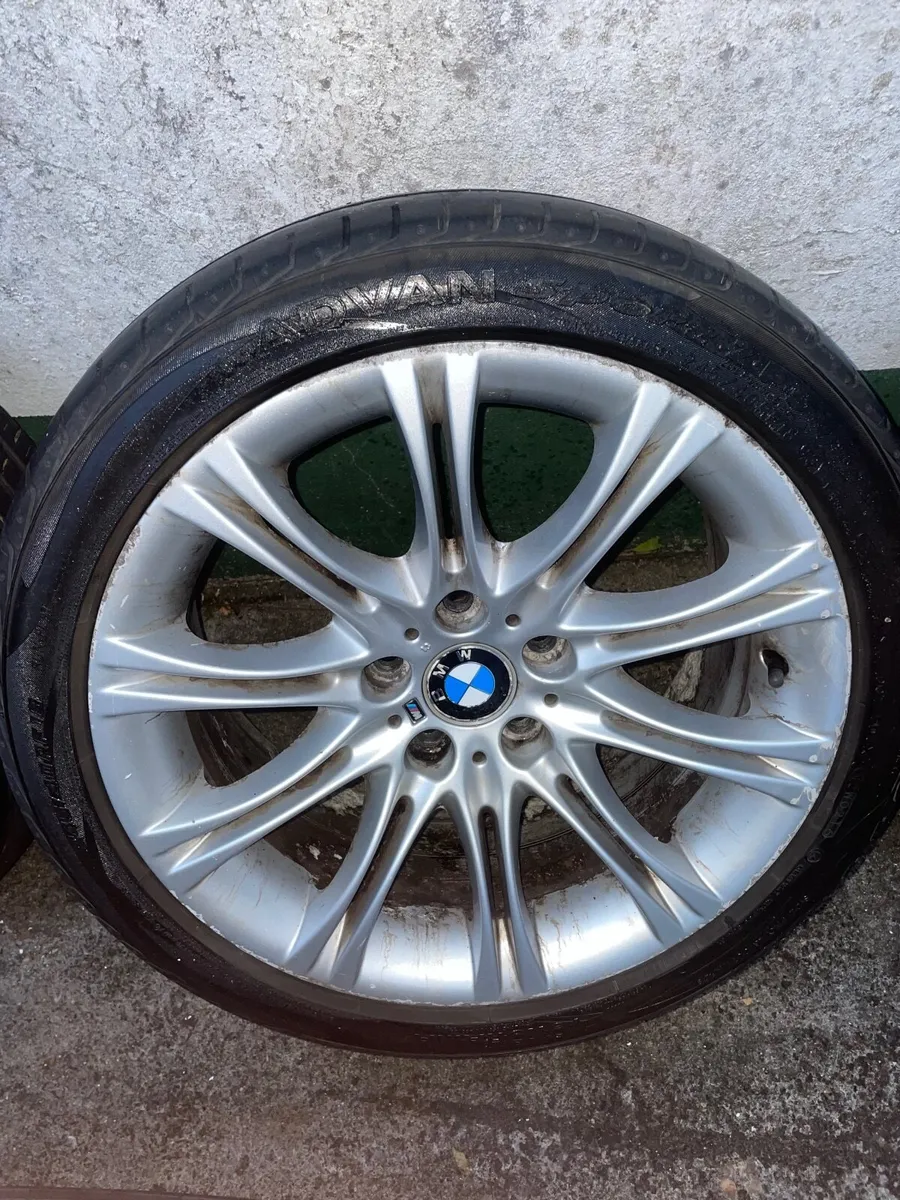 BMW 5 Series Set Of Wheels - Image 4