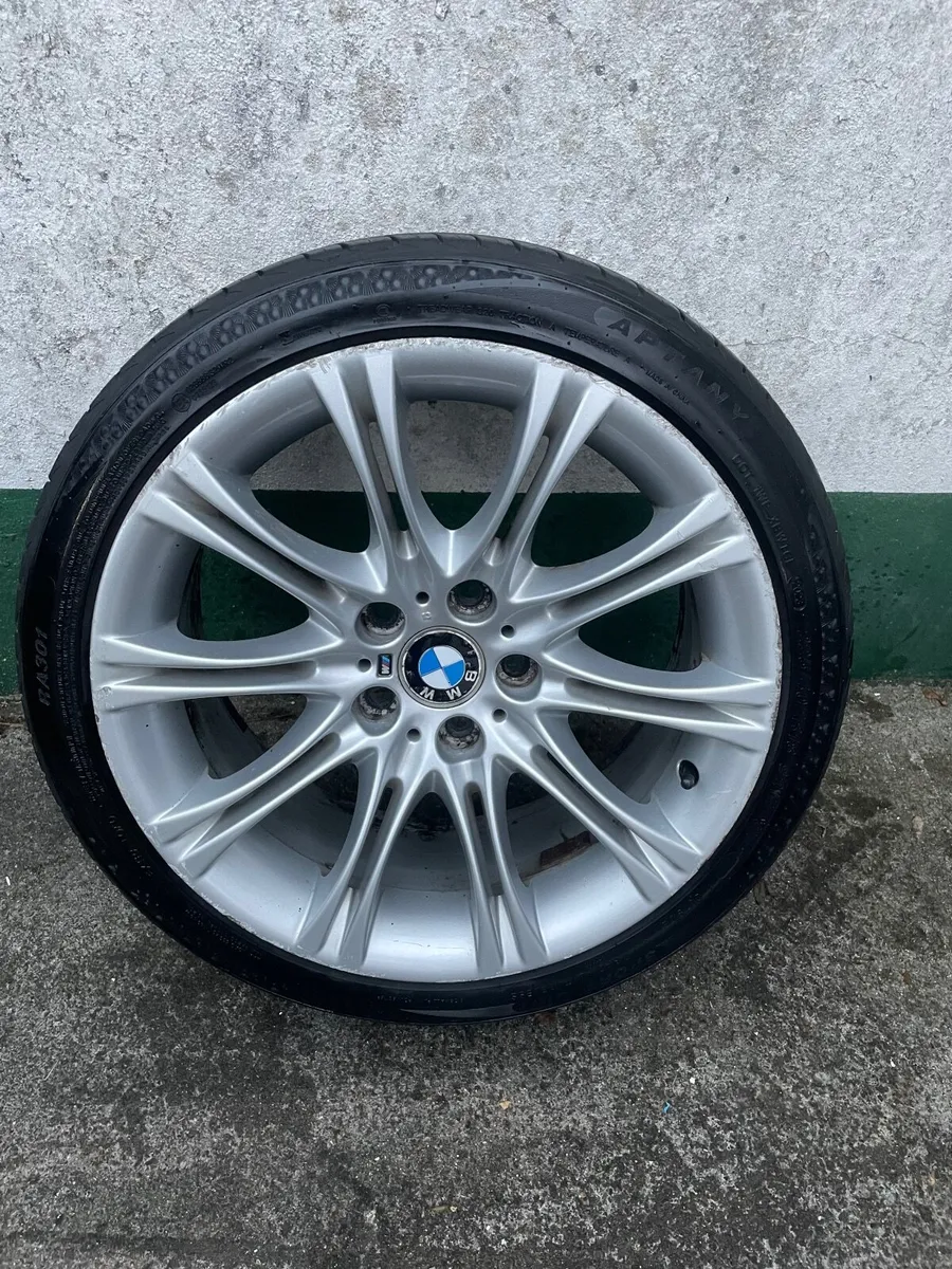 BMW 5 Series Set Of Wheels - Image 1