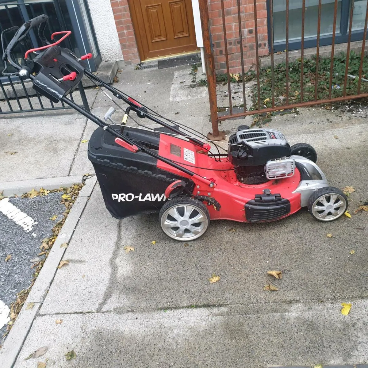 PETROL LAWNMOWER - Image 1
