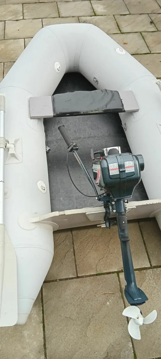 pontoon with motor - Image 2