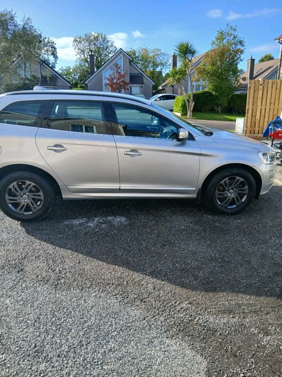Volvo xc60 - Image 3