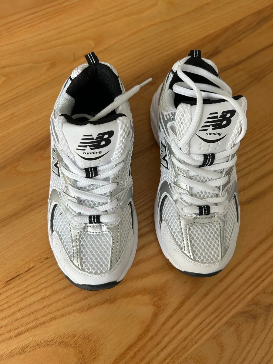 New Balance kids runners - Image 1