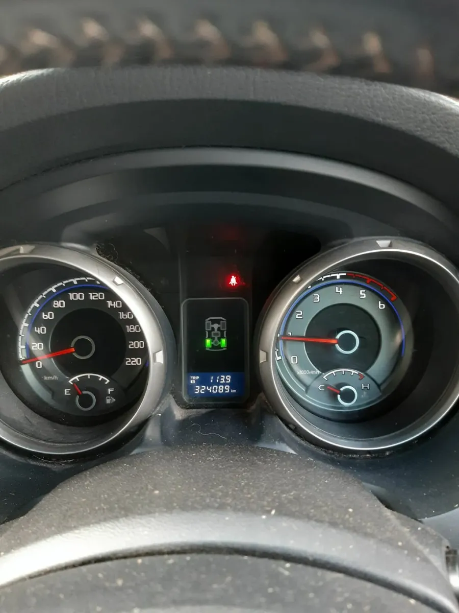 Mitsubishi Pajero 2008 - Image 2