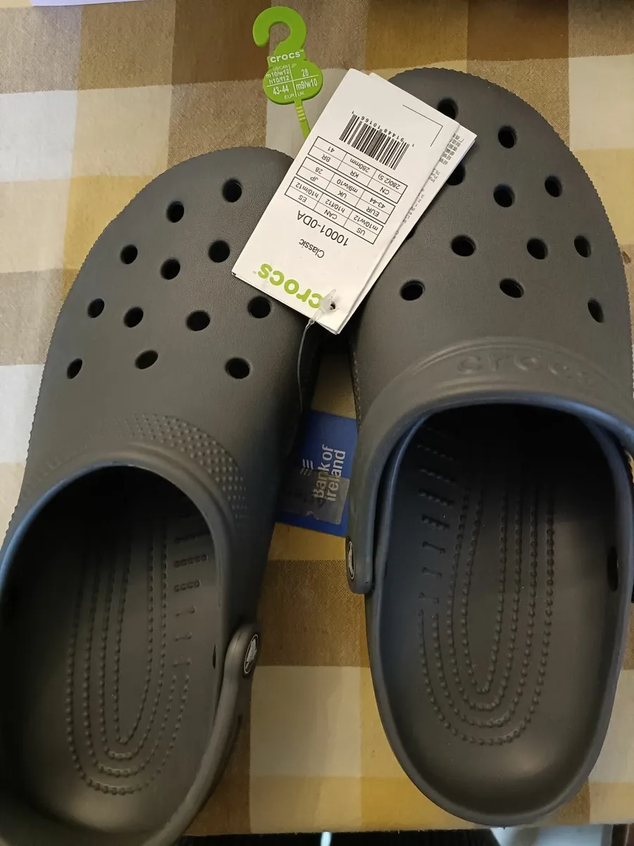 Crocs - Image 1