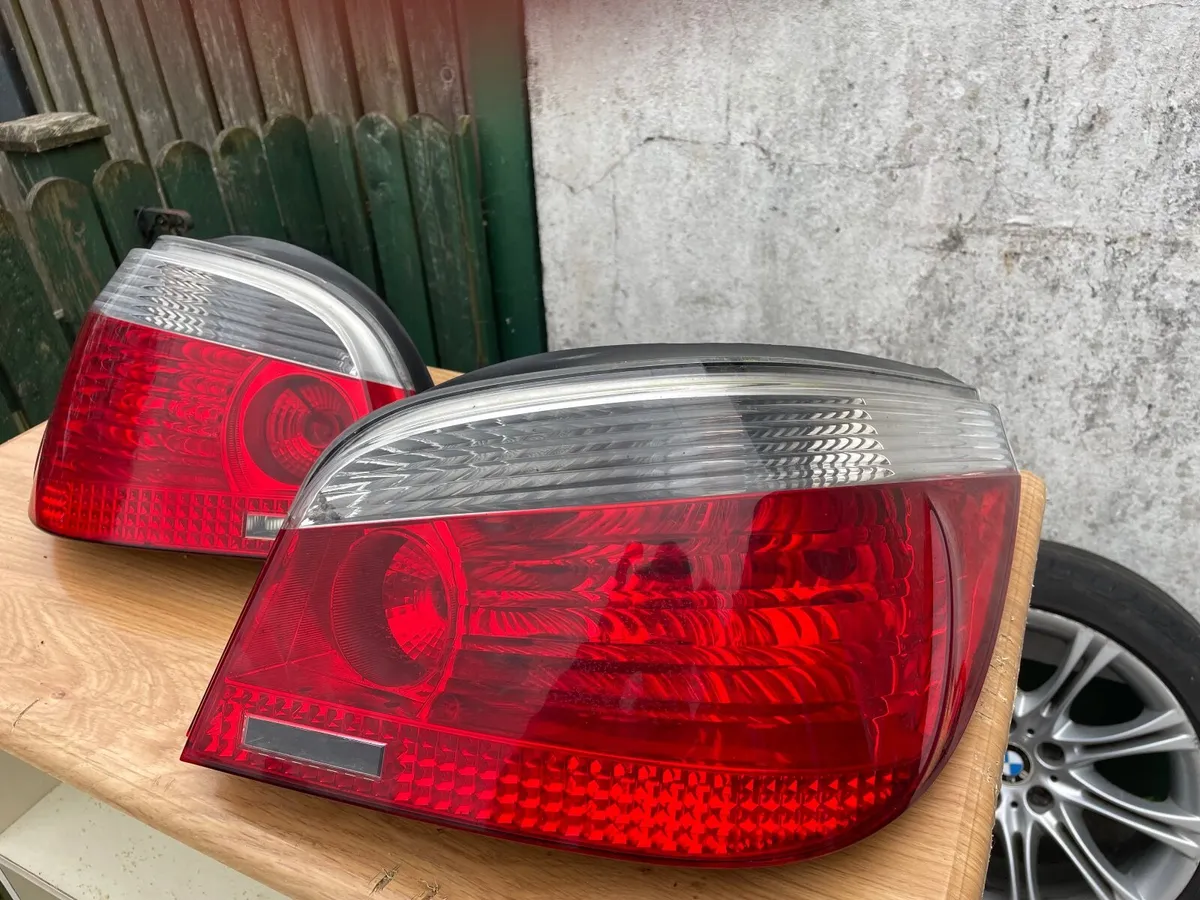 BMW E60 Tail Lights - Image 3