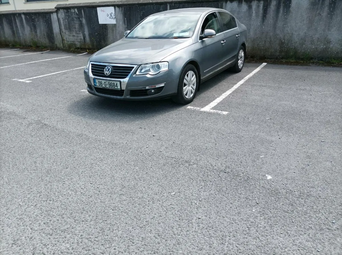 V.W  Passat 2.0 TDI High Line - Image 2