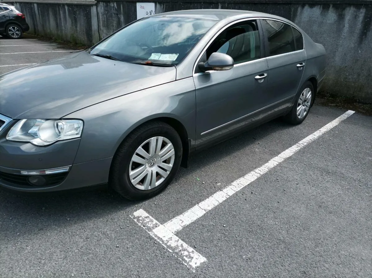V.W  Passat 2.0 TDI High Line - Image 4