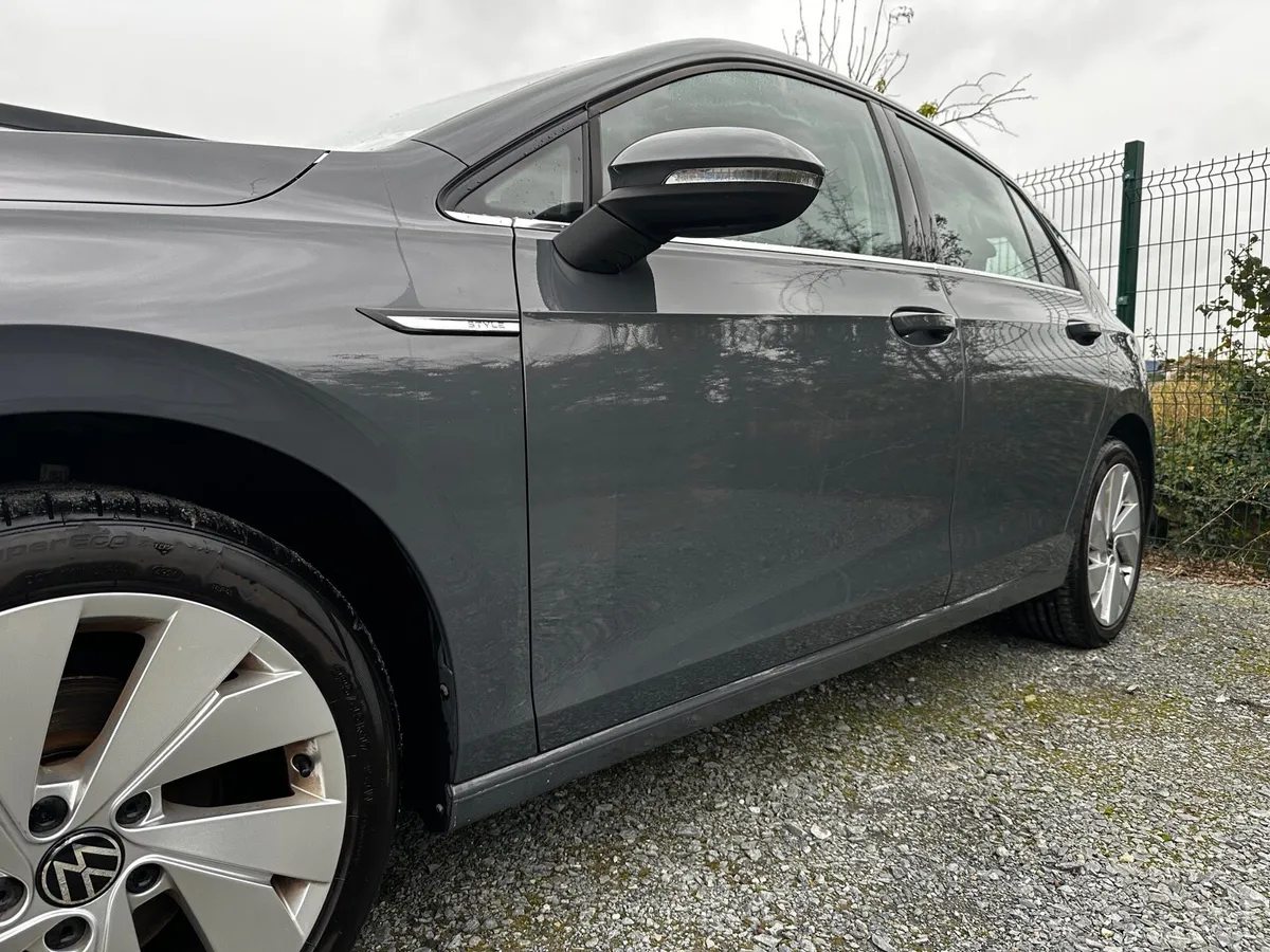 201’ VW Golf 1.5 MHEV STYLE AUTOMATIC - Image 4