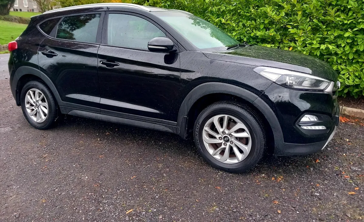 171 Tucson 1.7 Diesel With NCT & Tax - Image 4