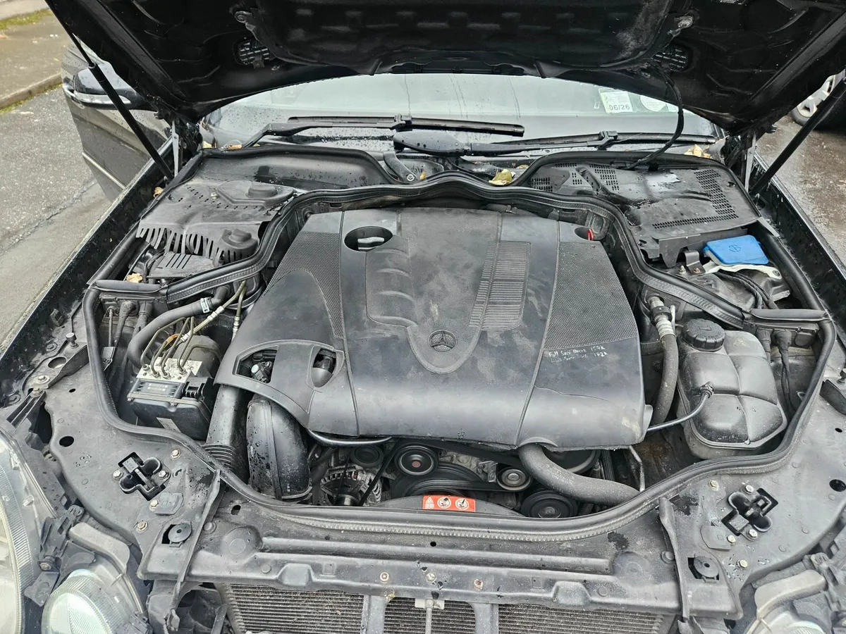 Mercedes-Benz E-Class 2007 - Image 4