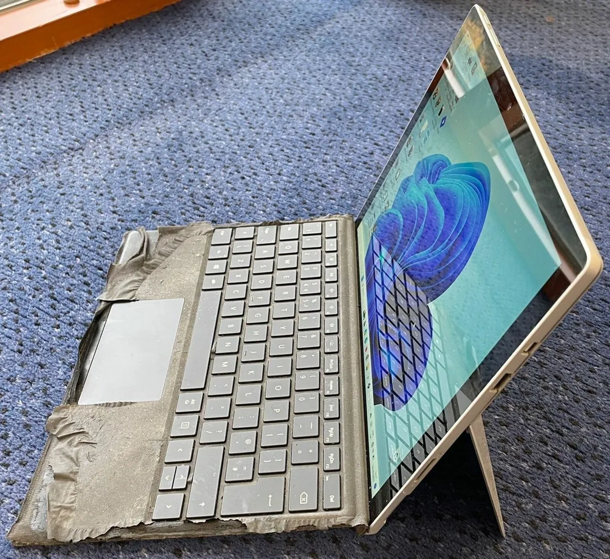 Microsoft Surface Pro 5 - Image 3