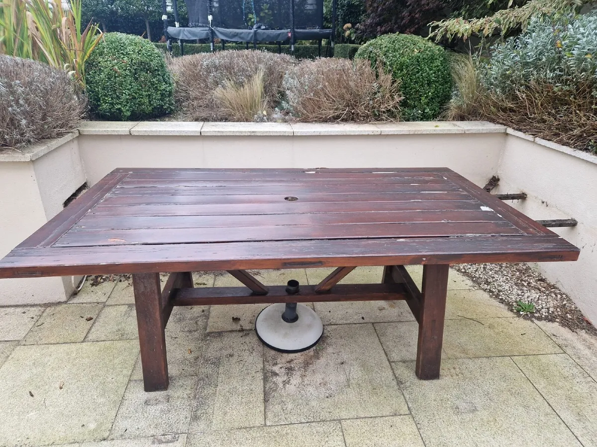 Garden table - Image 2