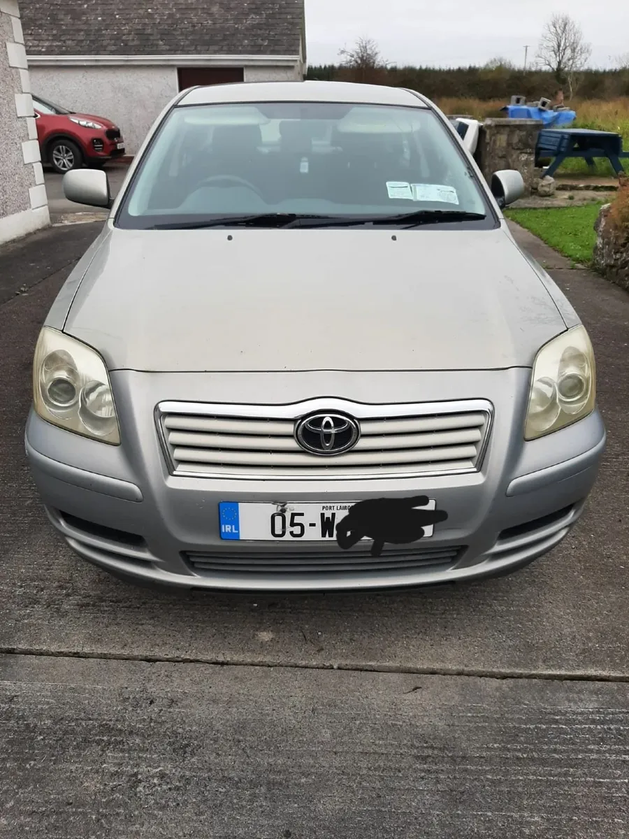 Toyota Avensis 2005 - Image 2