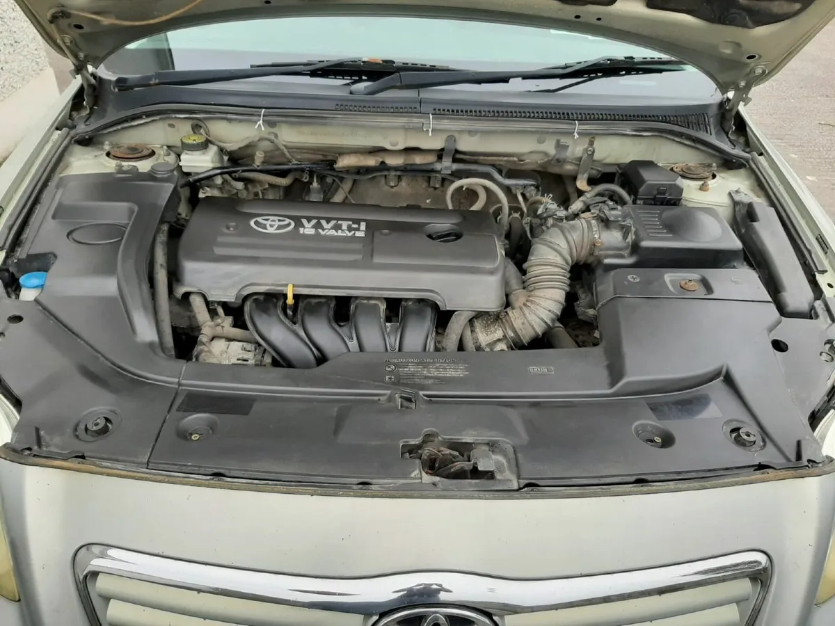 Toyota Avensis 2005 - Image 4