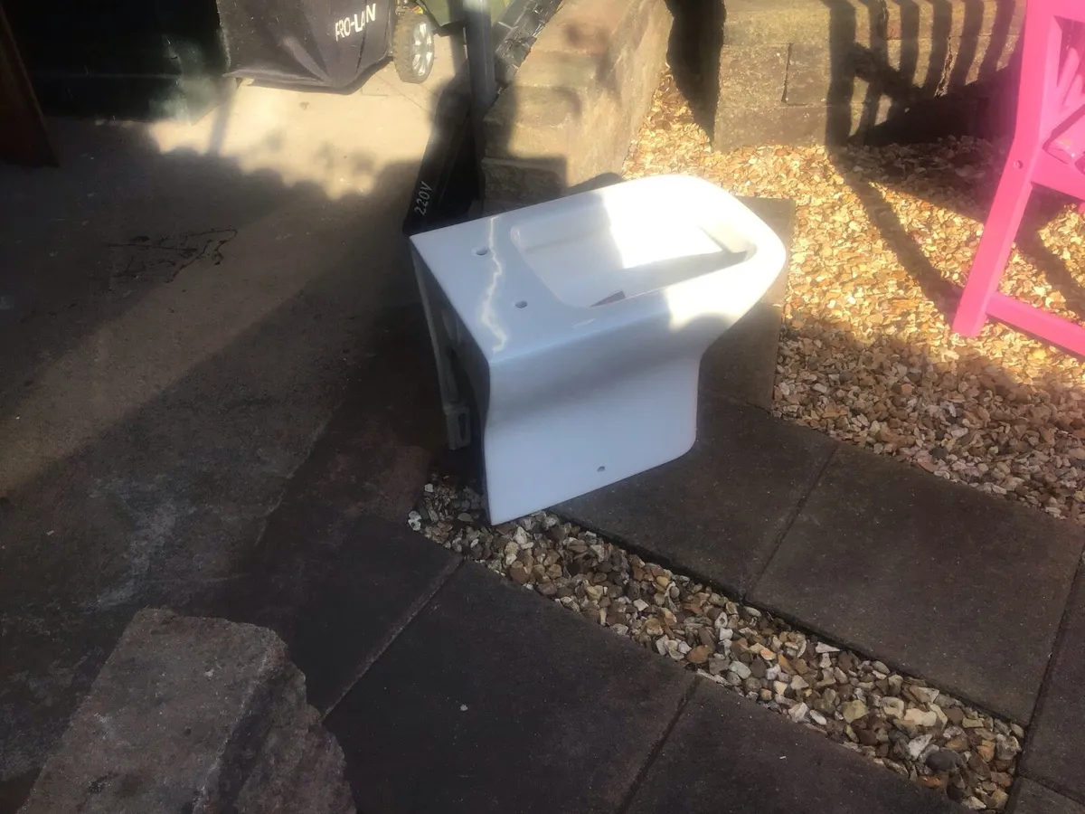 Toilet bowl - Image 1