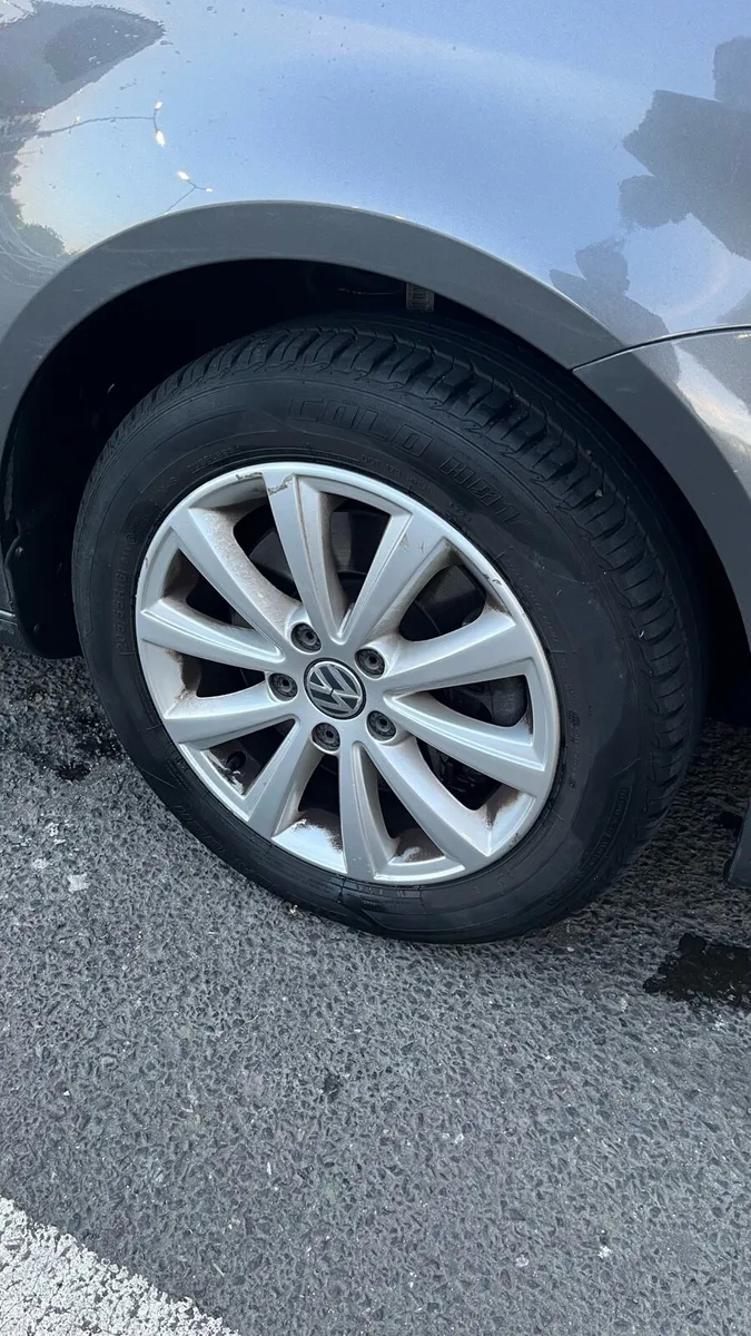 VW Touran - Image 2