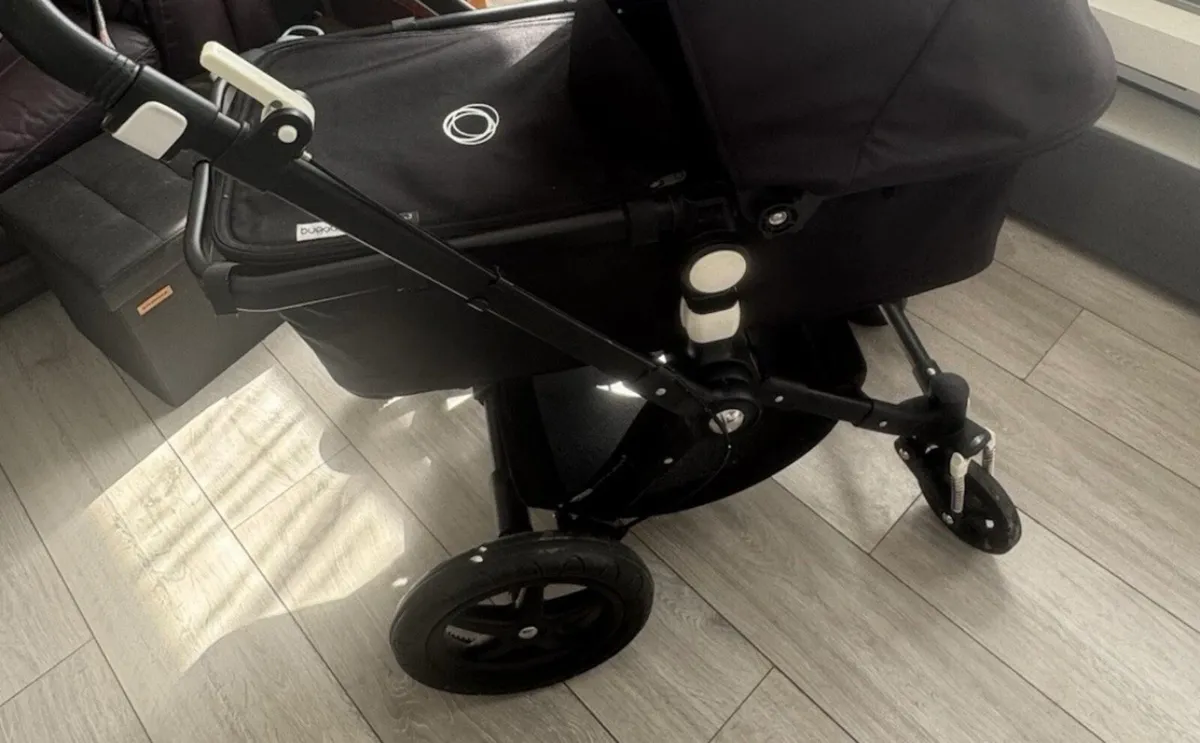 BUGABOO Cameleon 3 Newborn Pram Buggy & Carseat - Image 2