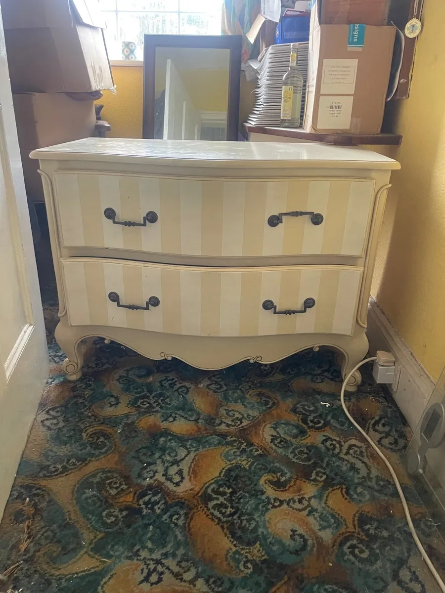 Sideboard - Image 3