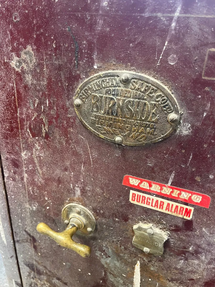 Large Antique Safe - Image 2