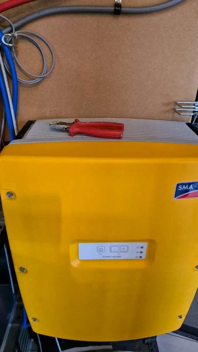 Solar Hybrid Inverter - Image 2