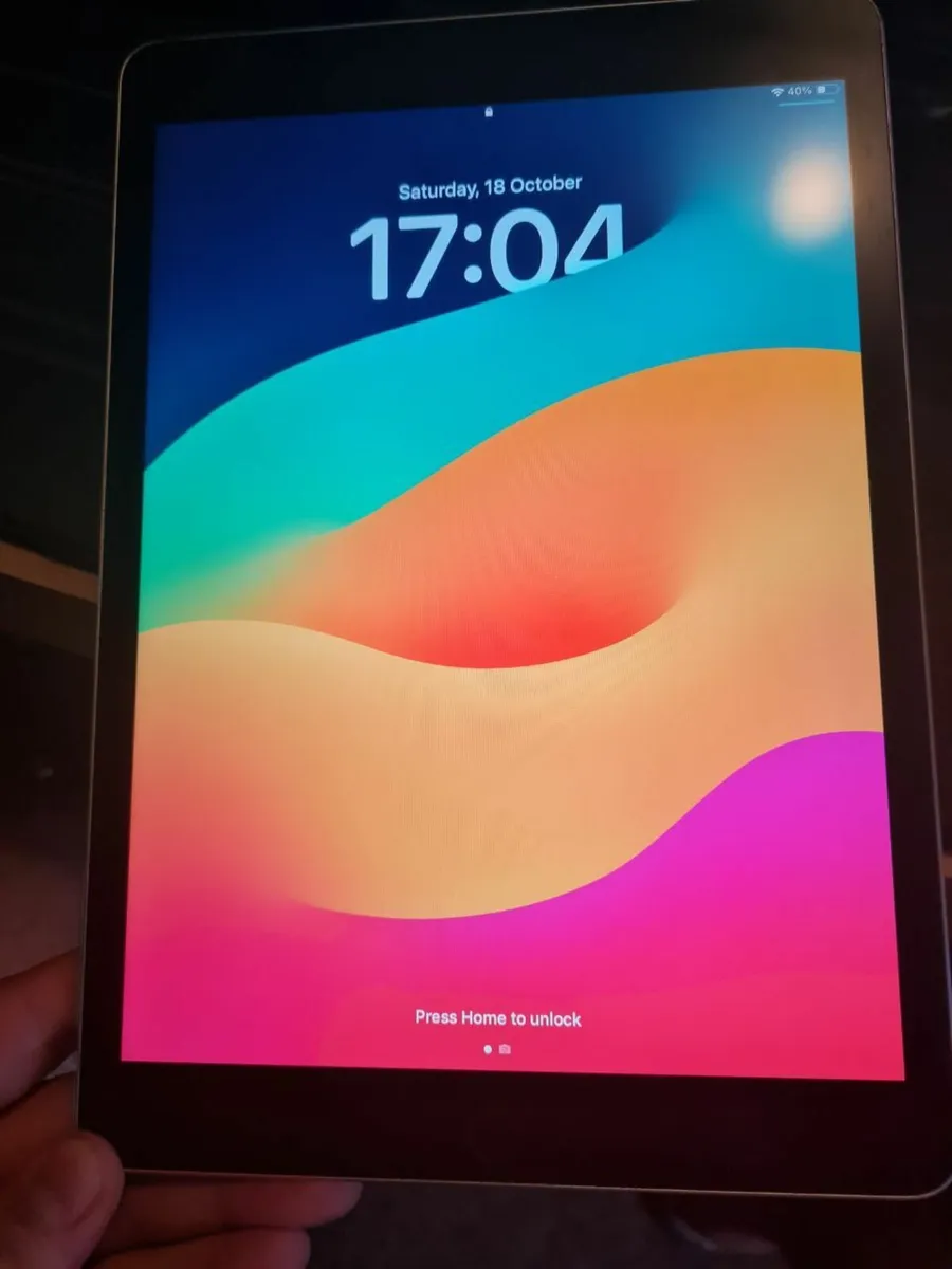 Ipad 9th gen 64GB - Image 3
