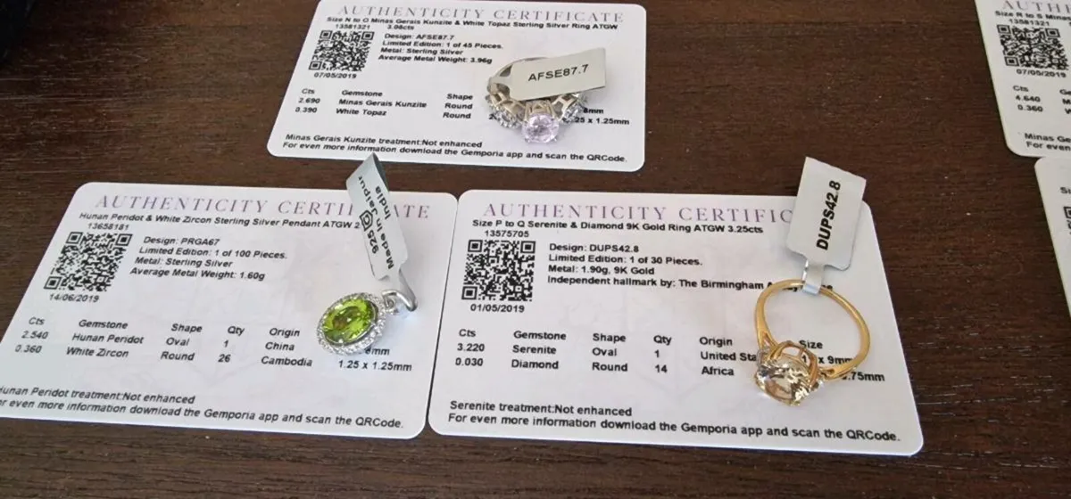 Selection rings and broaches - Image 4