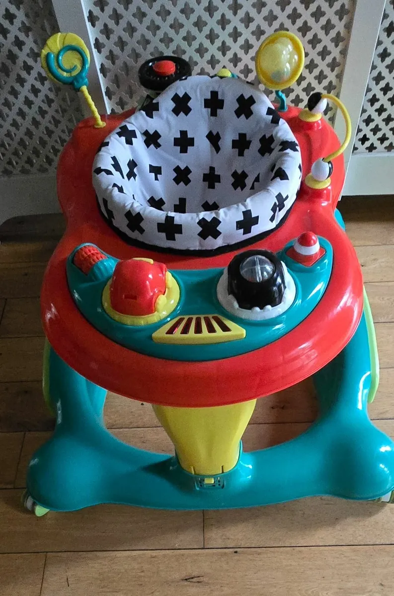 Baby walker - Image 1