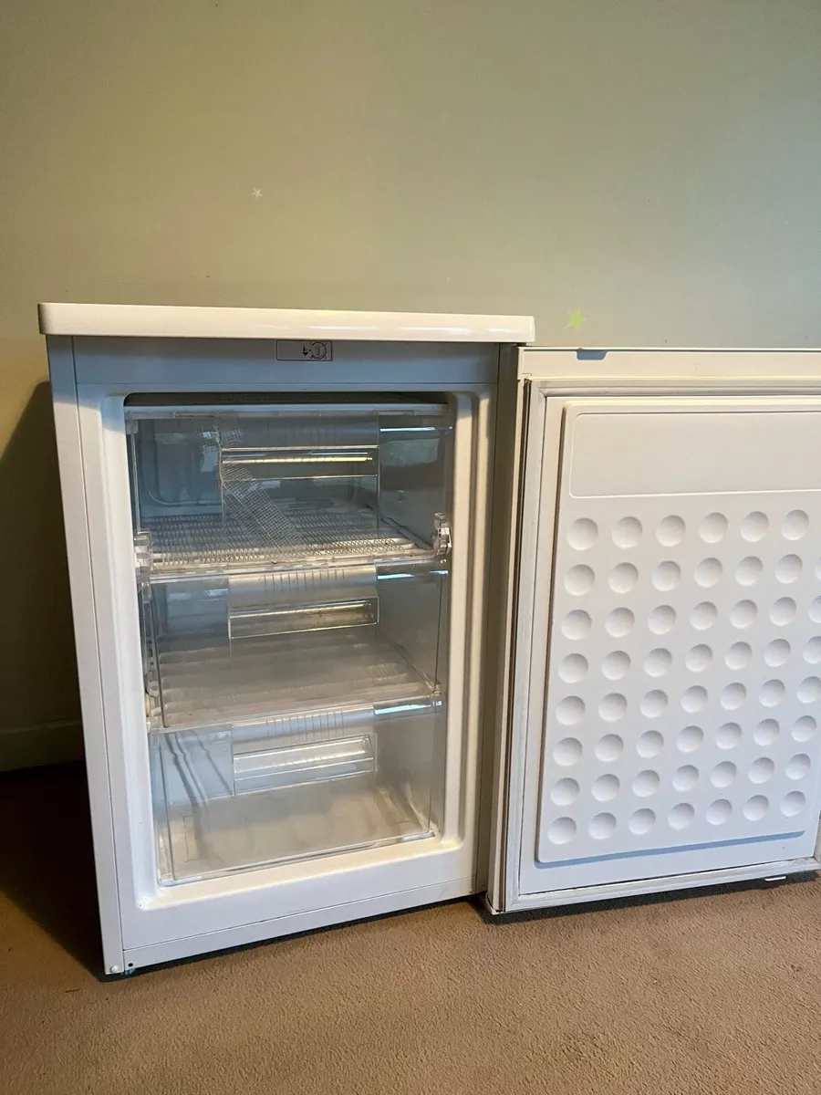 Under counter freezer - Image 1