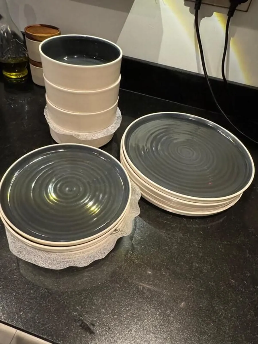 Dish set - Image 2