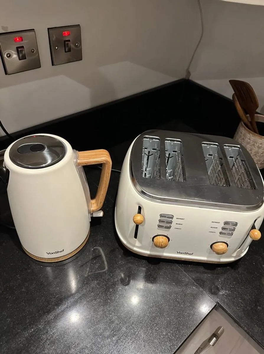 VonShef Bundle Electric Kettle 1.7L Rapid Boil - Image 3