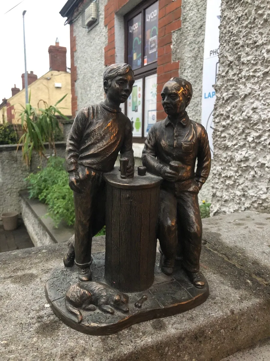 Bronze Sculpture “Having a Pint” Vintage Irish Max - Image 1