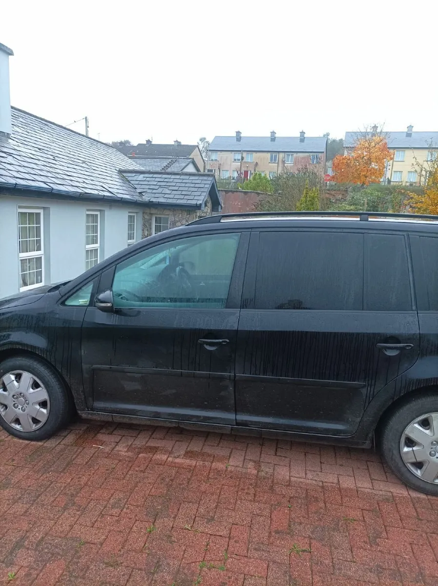 Volkswagen Touran 2013 - Image 3