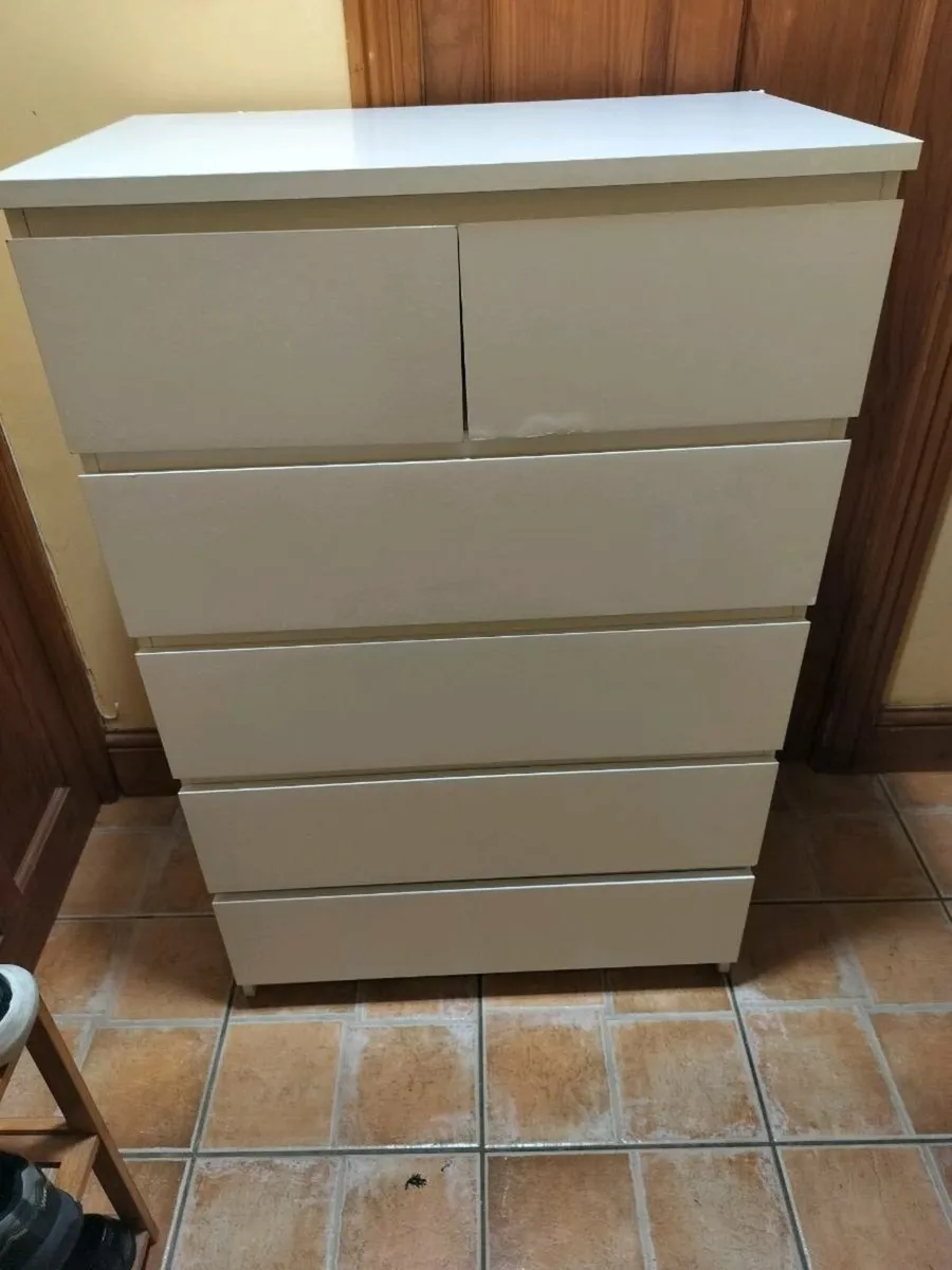 Chest of 6 drawers Malm white - Image 1