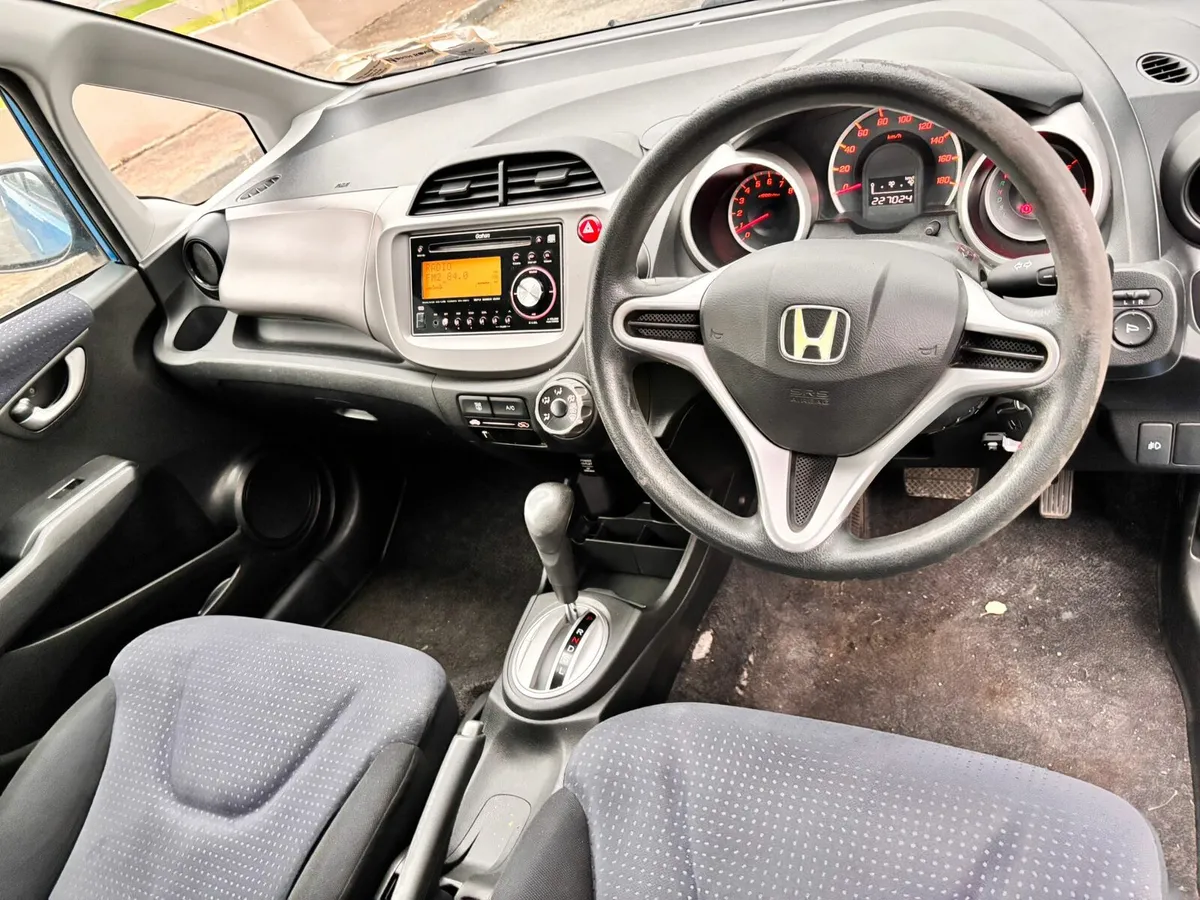 Honda fit - Image 2