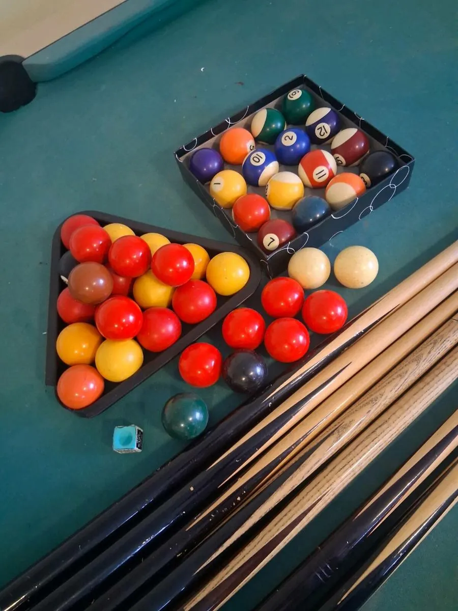 Pool table - Image 4