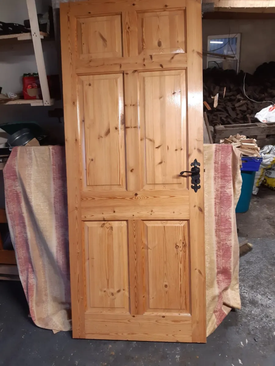 Pine solid doors - Image 2